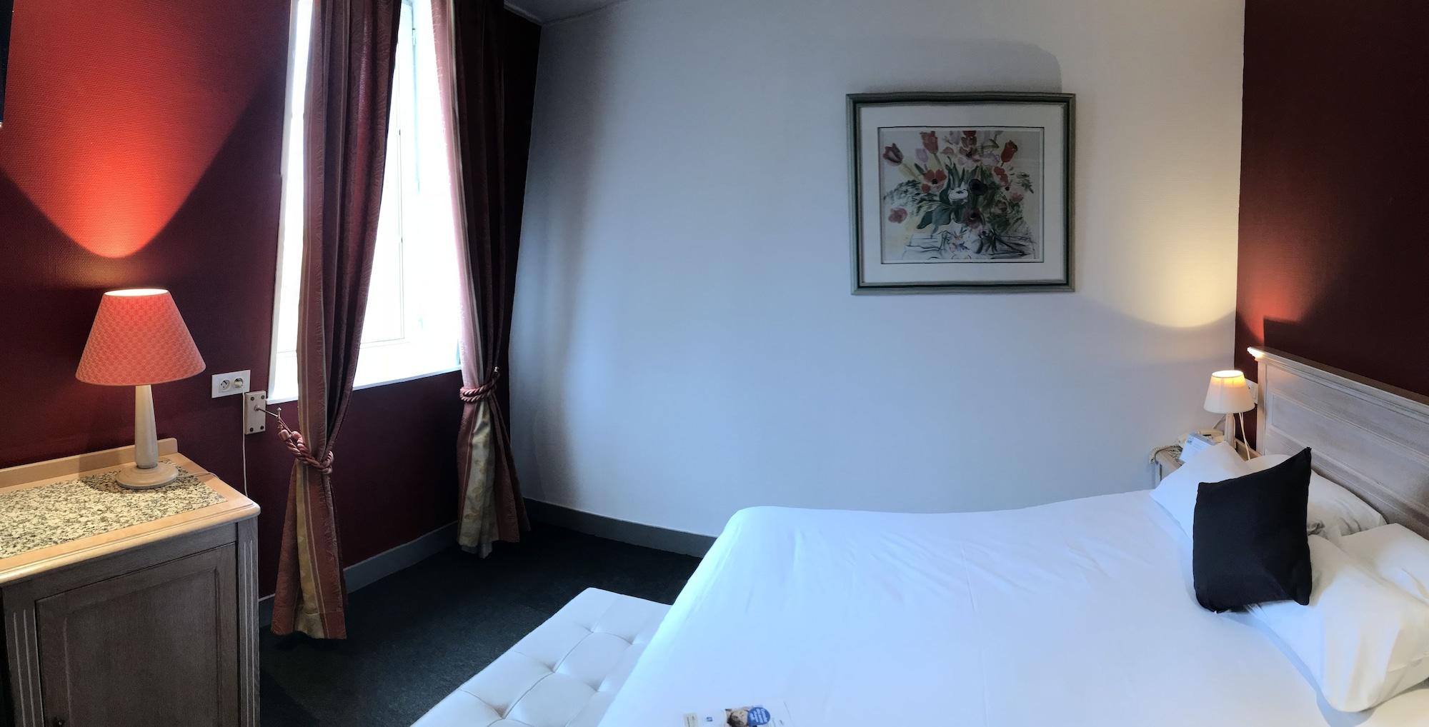 Brit Hotel Aux Sacres Reims, Centre Historique Exterior foto