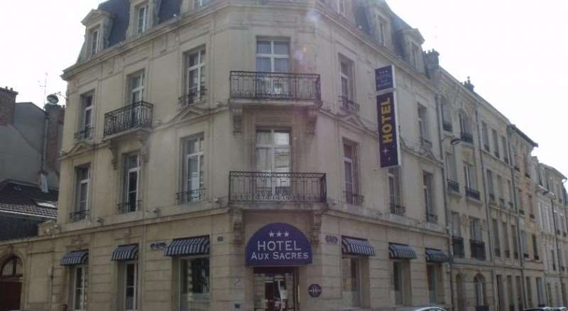 Brit Hotel Aux Sacres Reims Centre Exterior foto